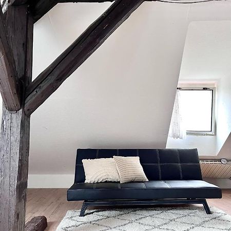 Loft Apartment Close To Metro Palmovka Praga Exterior foto