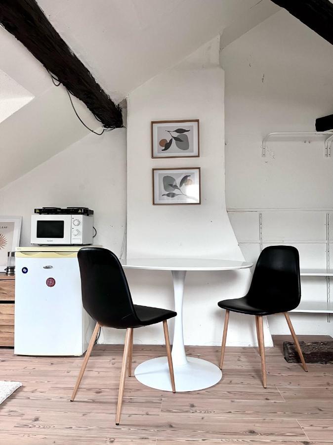 Loft Apartment Close To Metro Palmovka Praga Exterior foto